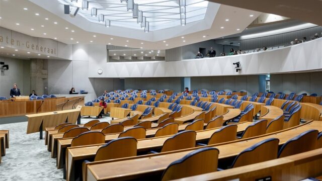 Stand.nl: 'Dit kabinet presteert ver onder de maat'