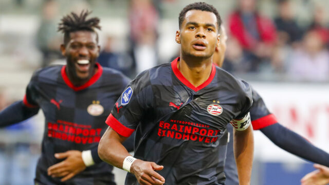 PSV wint voor het eerst in elf jaar weer in Heerenveen