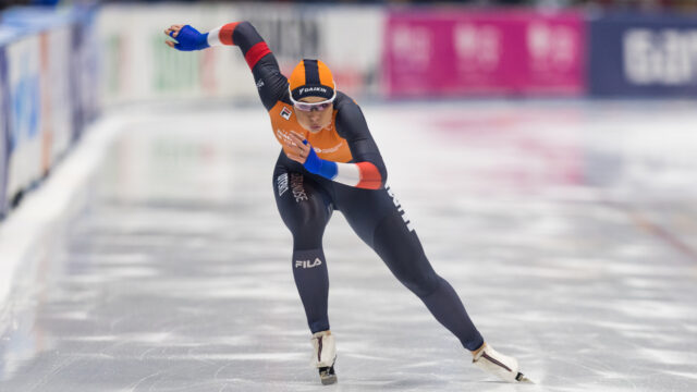 Leerdam komt na vijfde wereldbekerwinst net te kort voor eindzege op 1000 meter