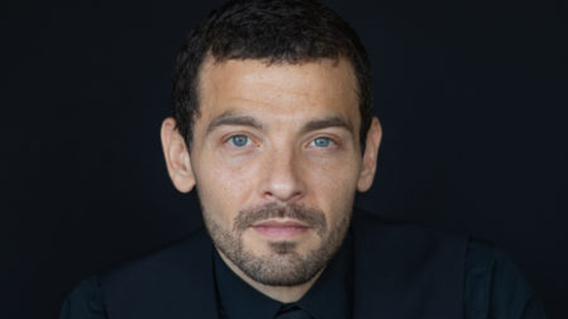 Schrijver Deniz Kuypers over de worsteling van het vaderschap. 'Ik verlangde antwoord'