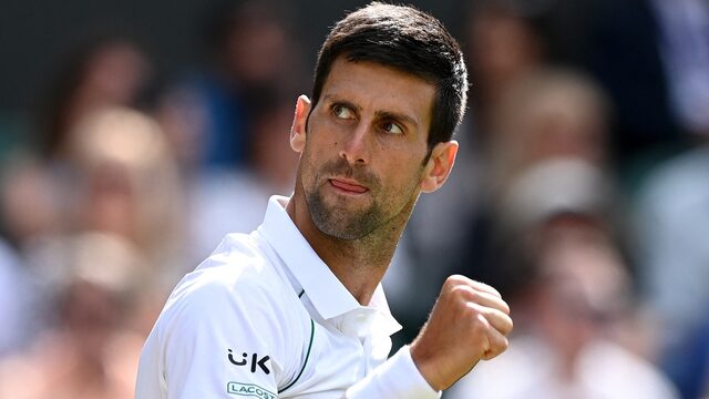 Djokovic evenaart Nadal en Federer met Wimbledon-overwinning