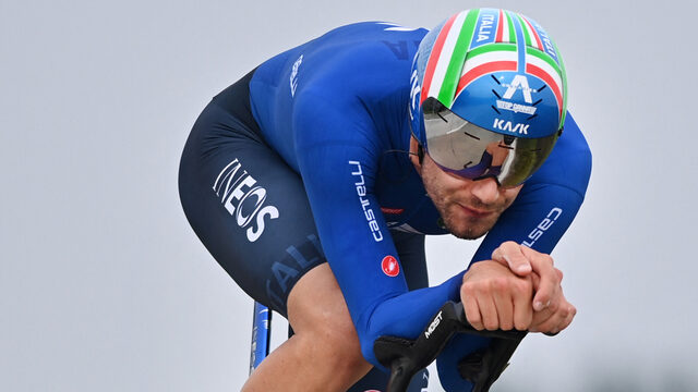 Filippo Ganna verlengt wereldtitel tijdrijden