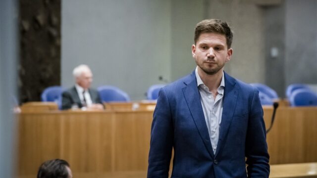 Hoe om te gaan met wéér vergaande uitspraken van een FvD’er? 'Politici moeten pro-actiever positief zijn over democratie'