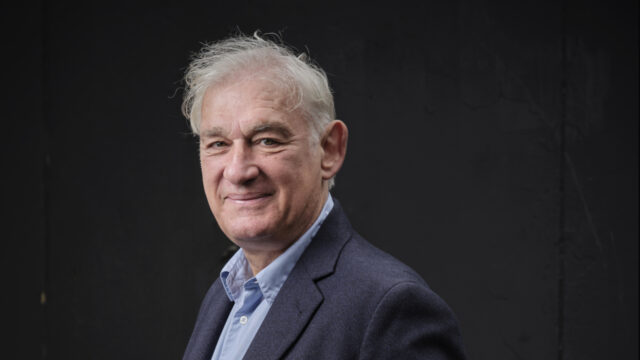 Gedragsbioloog Tijs Goldschmidt wint P.C. Hooftprijs: 'Als essayist kan ik mij veel meer vrijheden veroorloven'