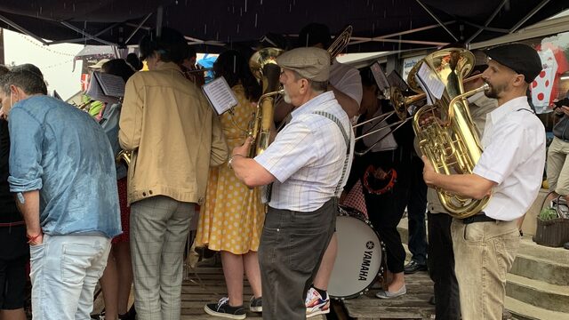 Tour-column #8: En het orkest bleef spelen
