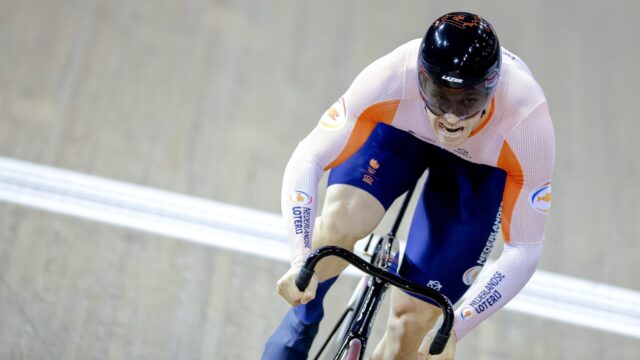 Harrie Lavreysen oppermachtig naar vierde wereldtitel op de sprint