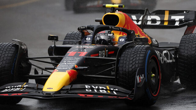 Pérez wint ingekorte Formule 1-race in Monaco, Verstappen voor Leclerc