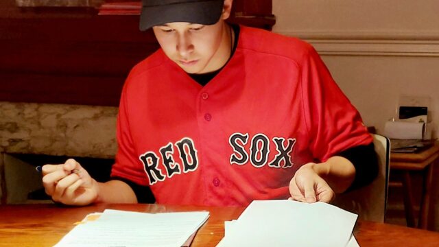 Amerikaanse droom honkballer Stijn van der Schaaf (18) komt uit: contract bij Boston Red Sox