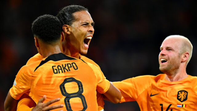 Nederlands elftal groepswinnaar Nations League na krappe zege op België