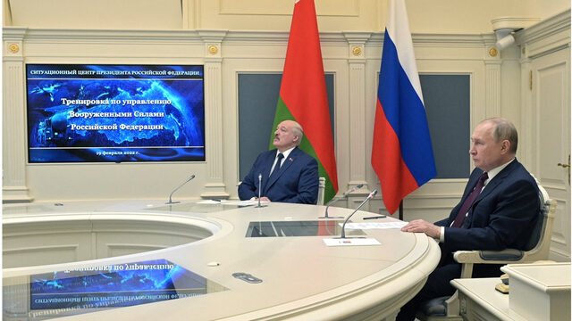 Podcast De Dag: Hoe Belarus Rusland helpt en dwarsboomt