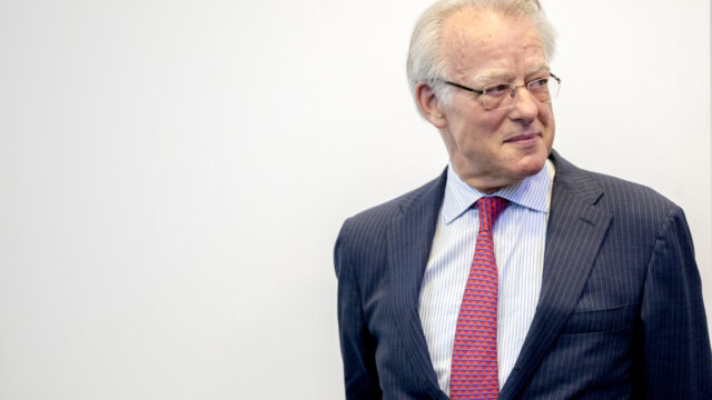 Al in de jaren 90 wilde oud-minister van Landbouw Jozias van Aartsen varkensrechten fors terugbrengen: 'Mijn beleid ging direct het raam uit'