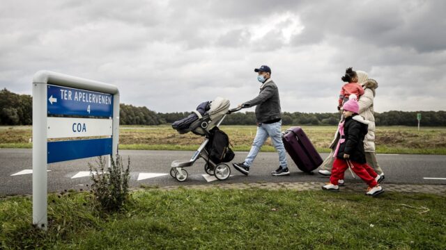 CDA-Europarlementariër Jeroen Lenaers over alarmerende instroomcijfers: ‘We slaapwandelen weer een crisis in’