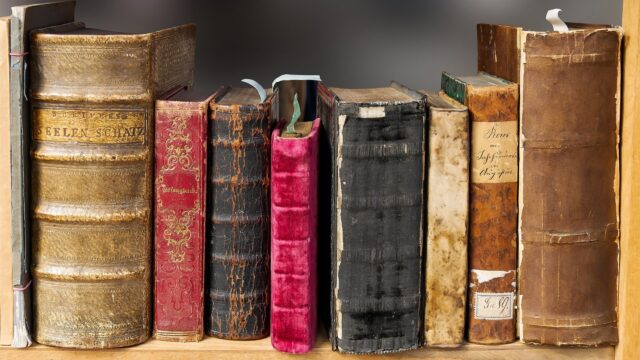 Hoe een Nederlandse 'boekenjutter' een boek uit 1832 thuis bracht op Guernsey