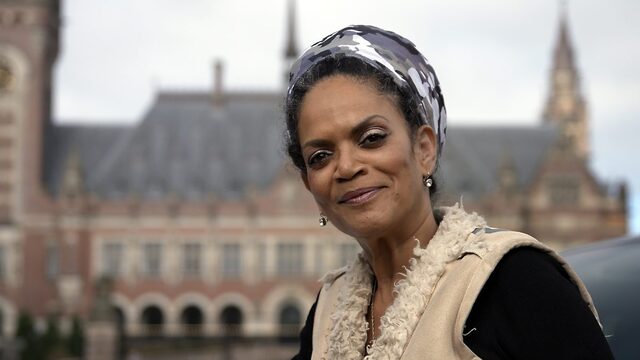 Presentator Aldith Hunkar is na 14 jaar terug op televisie