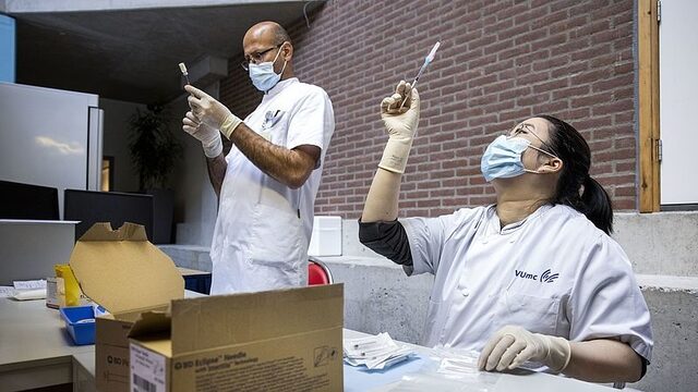 Viroloog Marion Koopmans blij met vrijgeven patenten coronavaccin