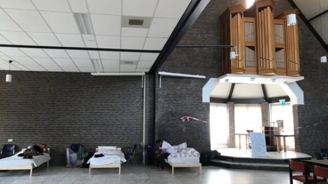 Emmense kerkgangers slaan handen ineen voor opvang asielzoekers uit Ter Apel