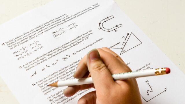 Nederlanders rekenen steeds slechter, dus studies kiezen vaker buitenlandse studenten