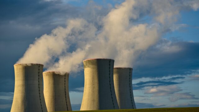 India wil 10 nieuwe kerncentrales gaan bouwen