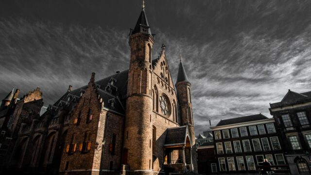 Dit zijn de genomineerden voor de Prinsjes Podcast prijs