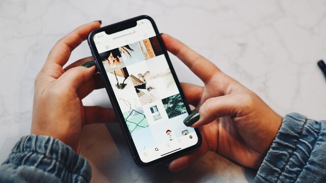 Eindeloos scrollen op sociale media niet per se teken van verslaving