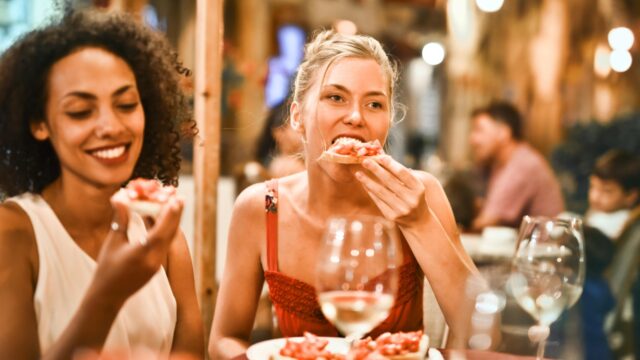 Alledaagse Vragen – Waarom vinden we smakken zo vies?