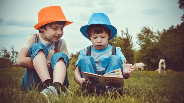 'ADHD-stuiterbal' Pieter Koolwijk wint Gouden Griffel: 'Zo vaak gehoord wat ik niet goed deed'