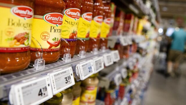 Zijn hoge prijzen supermarkt terecht? 'Ja, ze hebben flinke pijn geleden'