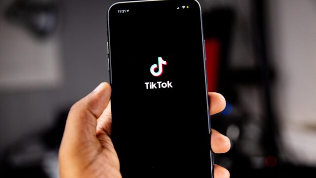 TikToks nieuwe privacyverklaring gaat vandaag in: 'De Chinese overheid kan nu makkelijker bij de gegevens'