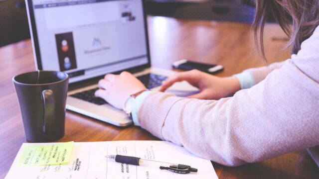 Hoe dichten we de loonkloof? 'Transparantie over salaris mannelijke collega heeft mij geholpen'