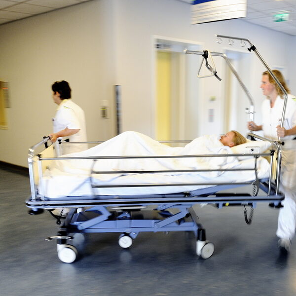 Spoedeisende hulpartsen en- verpleegkundigen maken zich zorgen over toenemende agressie