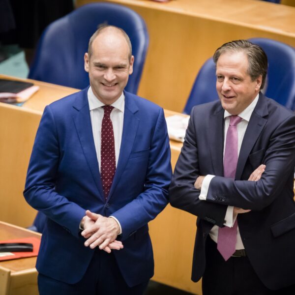 Oud-D66 partijleider Pechtold waarschuwt Segers voor zwart gat na vertrek uit politiek
