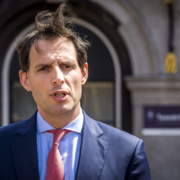 ‘Nederland heeft eigenlijk geen regels rondom partijfinanciering’