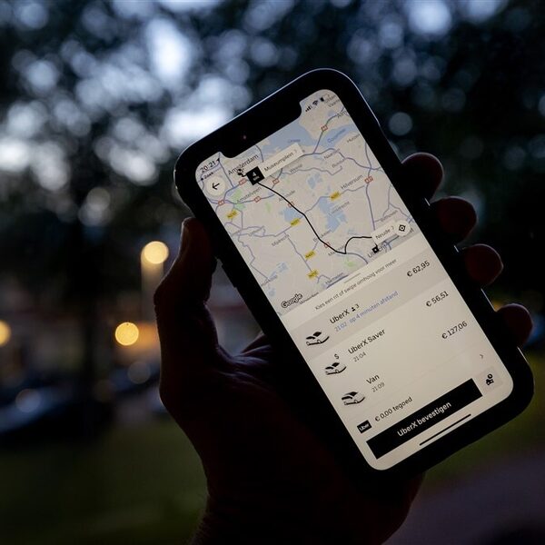 Podcast De Dag: Het probleem met de Ubers van deze wereld