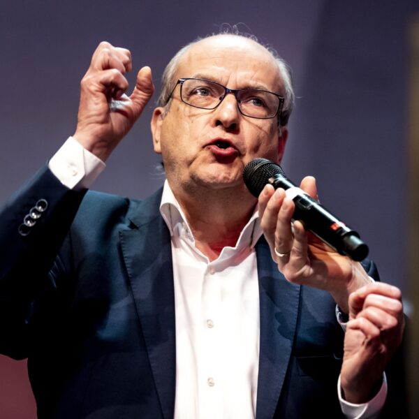 Ad Melkert houdt poot stijf na geklapte cao-onderhandelingen ziekenhuizen: '13 procent is eindbod'