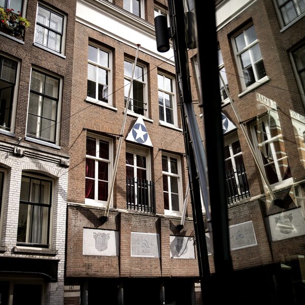 Podcast De Dag: twee 'nestbevuilers' over seksisme bij het corps