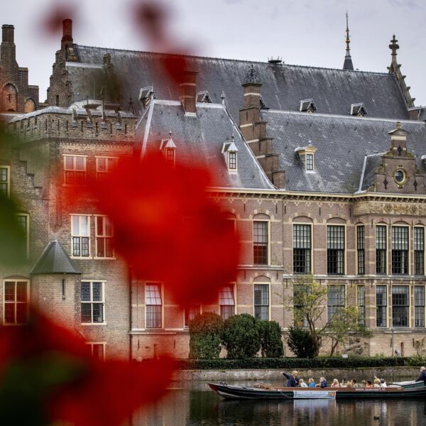 Vertrouwen in  Nederlandse politiek nooit zo laag geweest