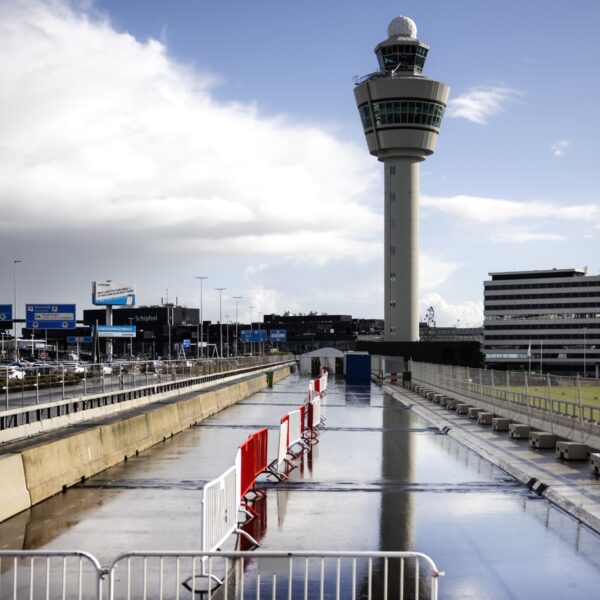 MOB-voorman Johan Vollenbroek verwacht binnenkort rechtszaak Schiphol