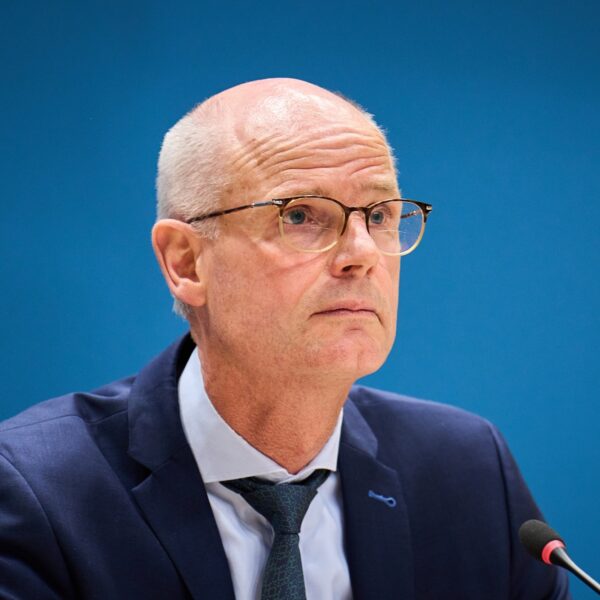 Stef Blok (lid Europese Rekenkamer): EU moet geldstromen naar Marokko en Qatar beter in de gaten houden