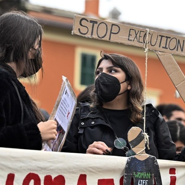 Podcast De Dag: executies en staatsterreur in Iran