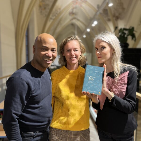 'Het Boek van Job' is NPO Radio 1 Non-Fictie Boek van het Jaar