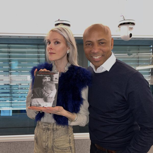 'Moeder en pen' is het NPO Radio 1 Non-Fictie Boek van februari