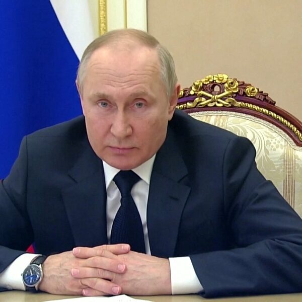 Podcast De Dag: hoe krijg je Poetin voor het Strafhof?