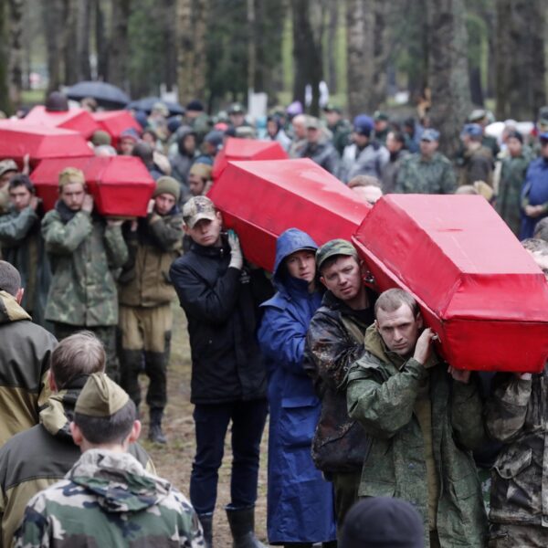 Ruslandkenner Pjotr Sauer: 'Nog veel meer Russische jongens worden kanonnenvoer'