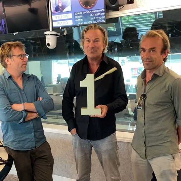 Politieke partij Volt wint de Gouden Dolk 2022