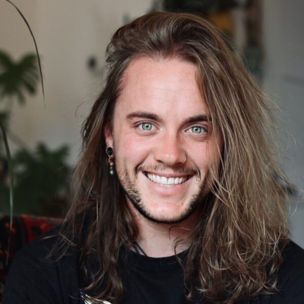 Van zangeres naar zanger: Sem Jansen combineert zijn nieuwe en oude stem op zijn album