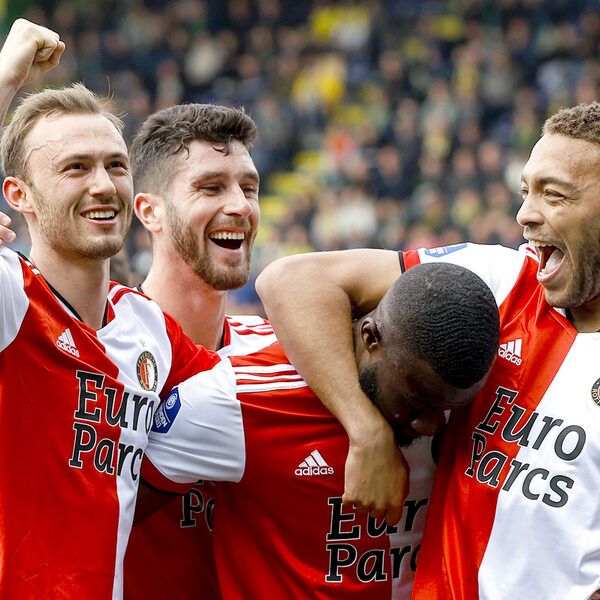 'Waanzinnig hoe Feyenoord in twaalf maanden tijd is veranderd in vechtmachine'