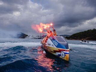 Nederlands roeiteam roeit de Atlantische Oceaan over en breekt wereldrecord