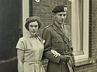 Mijn Oma de Soldaat: Vaarwel, Djakarta!