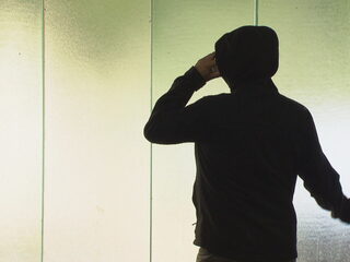 'Clubs moeten meer doen om voetballers weg te houden van de onderwereld'