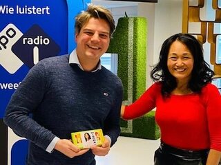 Huisarts Bernard Leenstra praat met de jongen die hem met de dood bedreigde